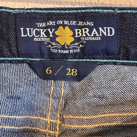 Lucky Brand Women's Dark Wash Denim Blue Sofia Capri Jeans 6 Stretch - Picture 5 of 10